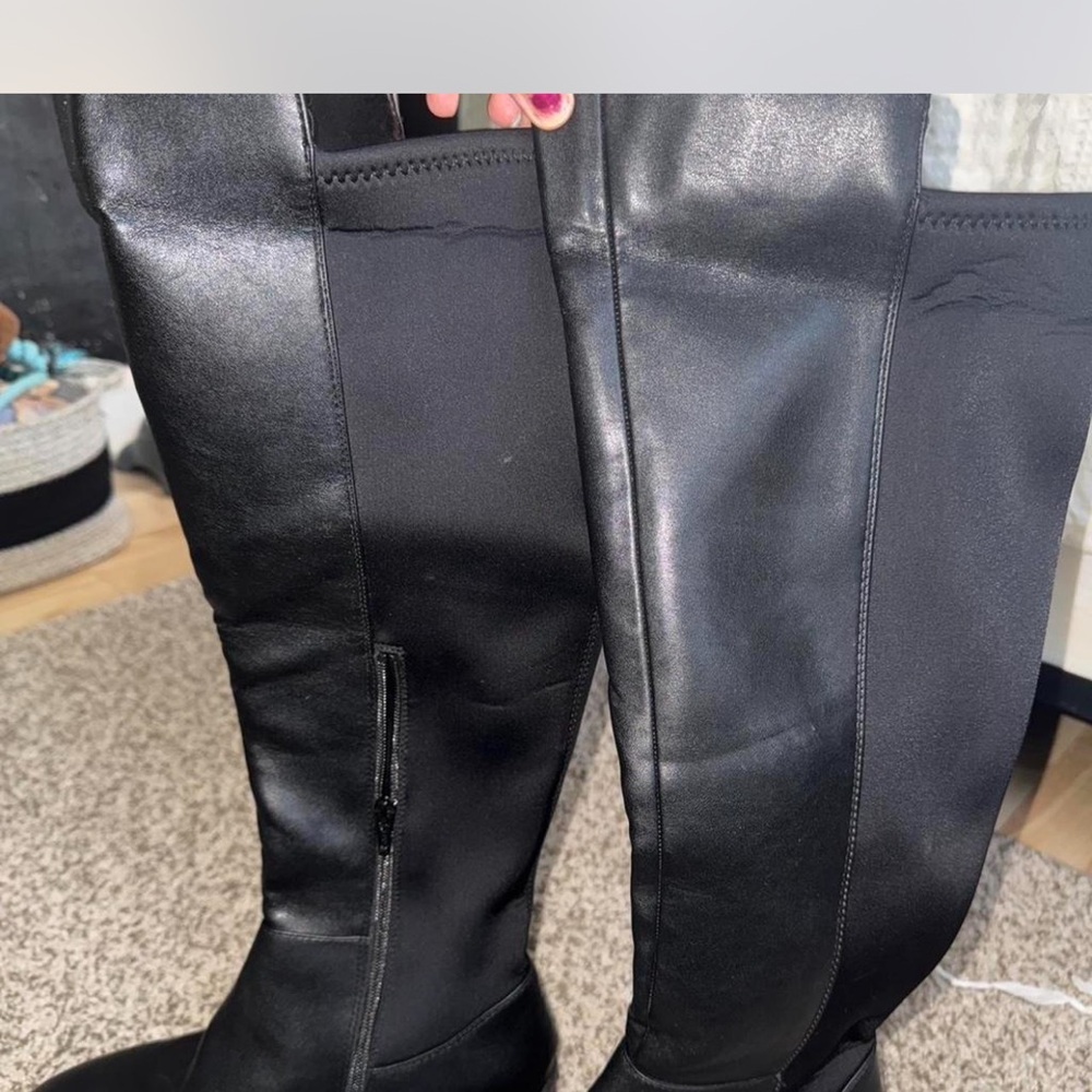 Women's Black Knee-High Boots
